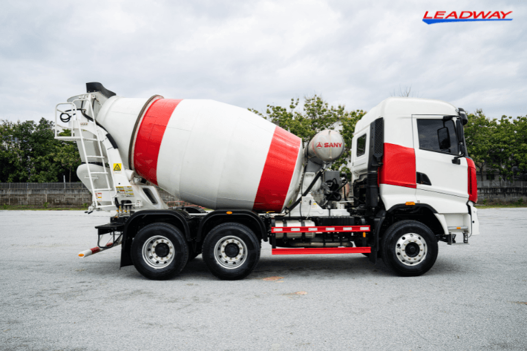 what-does-machinery-have-to-do-with-keeping-the-cement-at-the-right-consistency.png